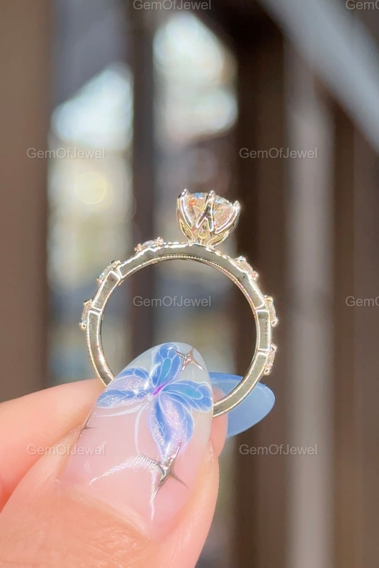Round Diamond Moissanite Vintage Ring With Lotus Prong Of Round Moissanite Diamond And Bubble Design Band, Round Moissanite Vintage Ring