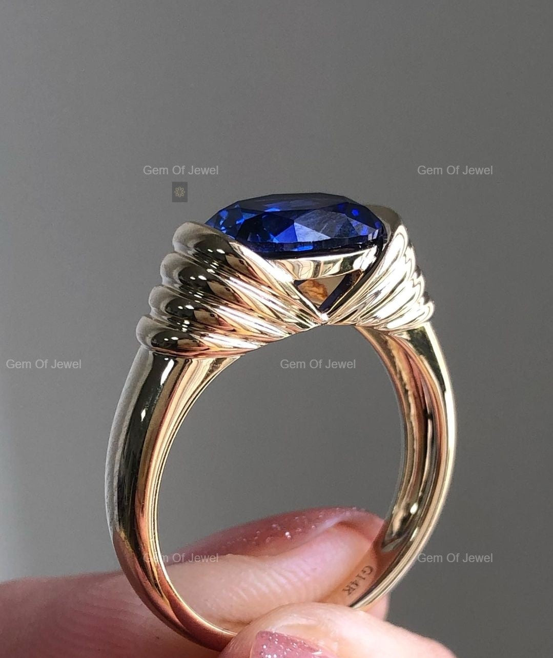 Blue Moissanite Oval Diamond Ring, Dark Blue Oval Moissanite Art Deco Sapphire Diamond Ring Gift, Blue Stone Solitaire Oval Diamond Ring