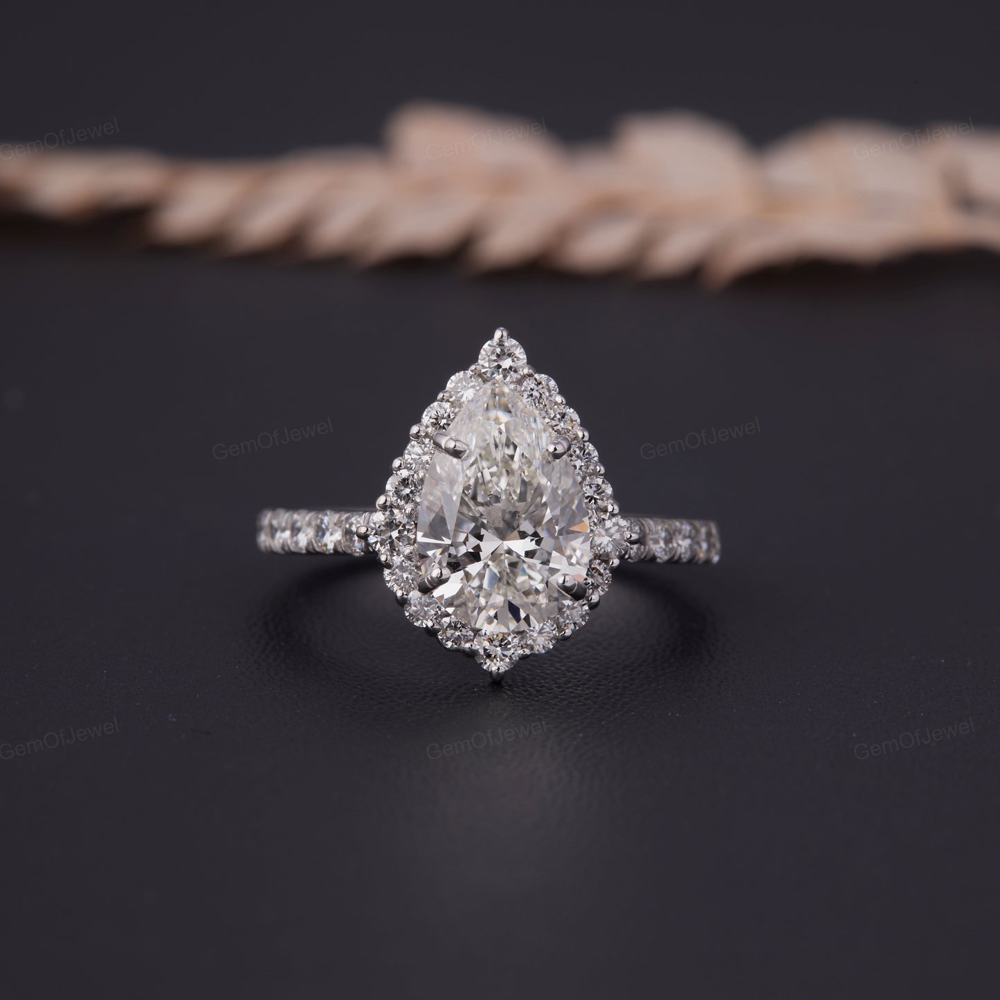 Pear Diamond 2.30 CT Moissanite Diamond Ring With Unique Halo And Matching Round Moissanite Diamond Band,Bridal Ring Set For Her,Wedding Set