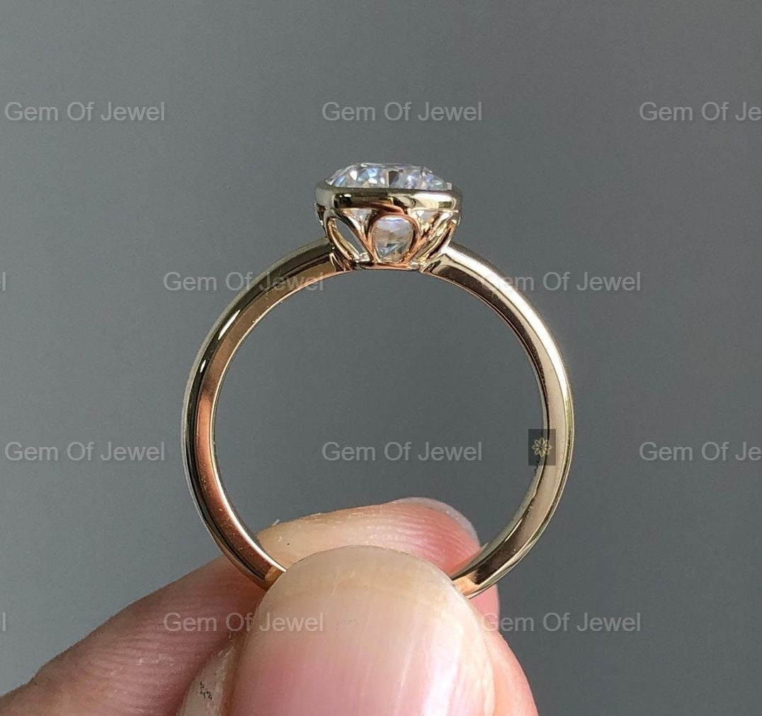 2CT Cushion Moissanite Diamond Engagement Ring, Elongated Cushion Diamond Petal Basket Setting Tulip Prong Setting Cushion Diamond Ring