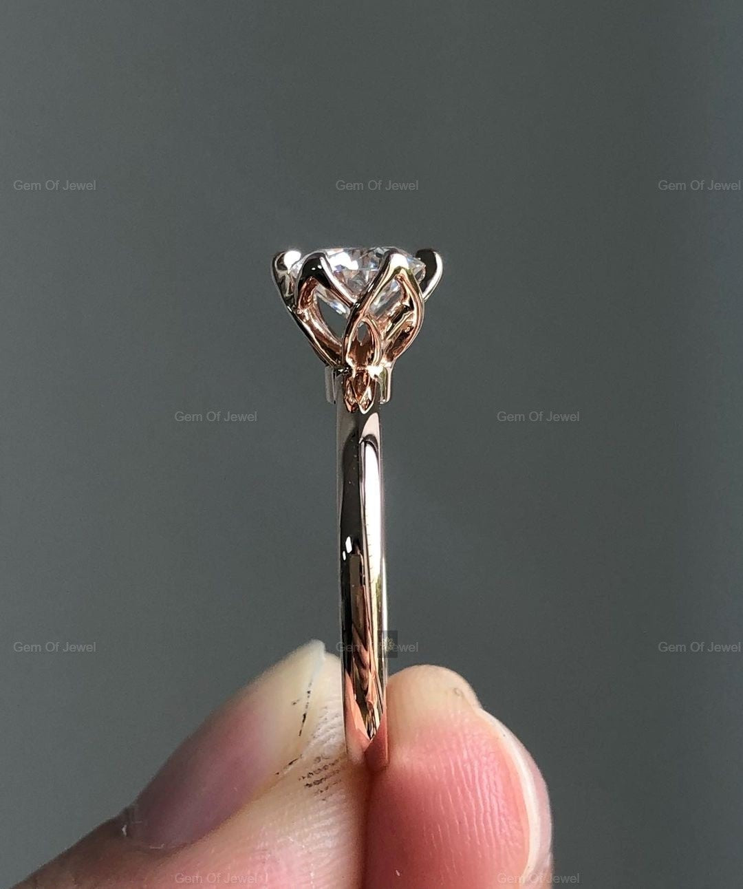 1CT Round Moissanite Solitaire Diamond Engagement Ring, Petal Prong Ring, Lotus Prong Six Prong Round Moissanite Engagement Ring For Her