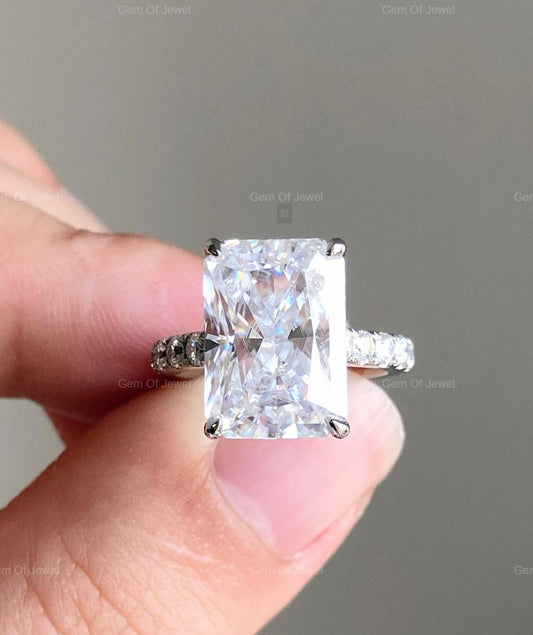 5CT Radiant Moissanite Diamond High Setting With Halo Of Round Moissanite Diamond Ring For Her Or Statement Ring, 5CT Radiant Diamond Ring