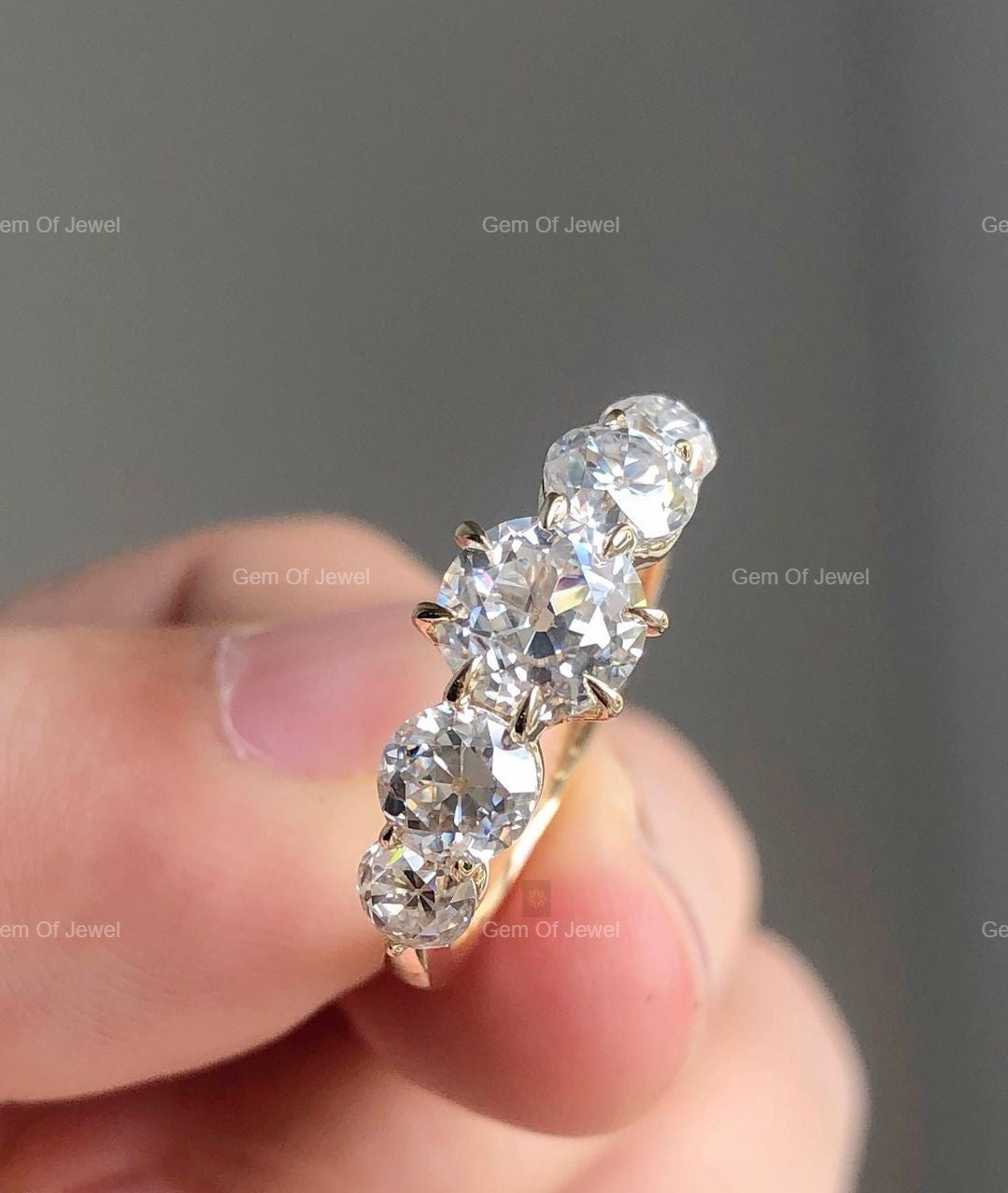 Old European Cut Round Moissanite Diamond Wedding Ring, OEC Round Cut Moissanite Band, OEC Moissanite Diamond Ring, Old European Cut Ring