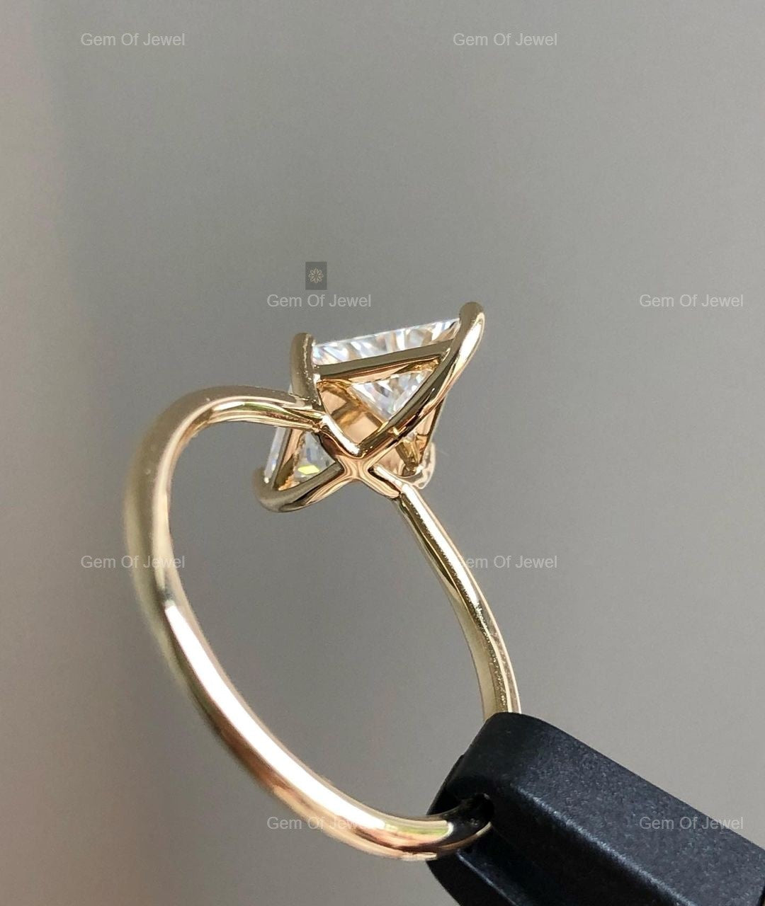 Triangle Moissanite Diamond Engagement Unique Ring, Triangle East West Design Set Moissanite Triangle Diamond Ring, Triangle Diamond Ring