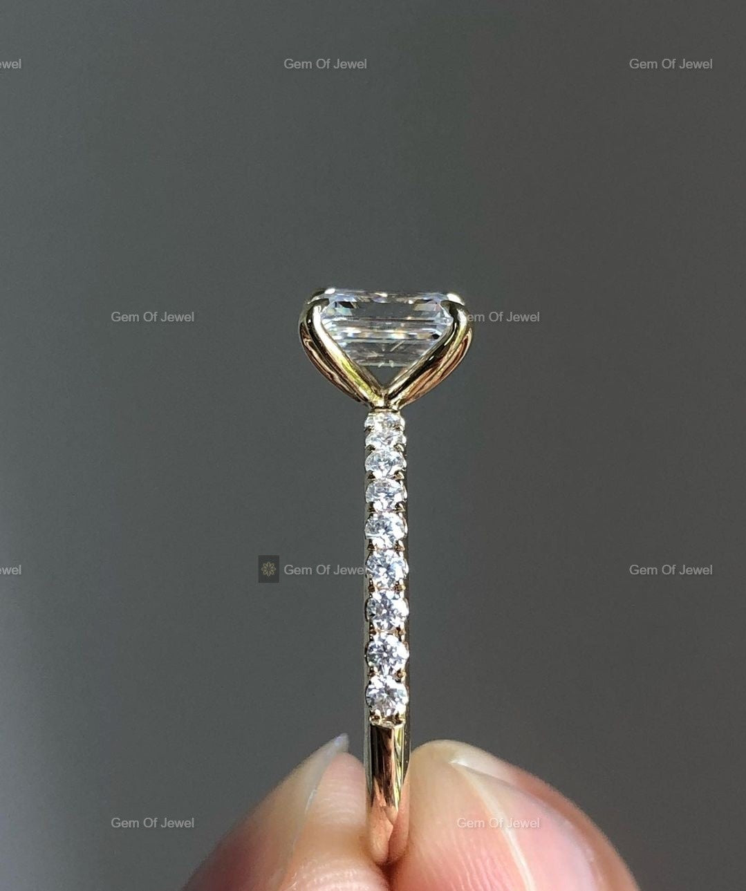 1CT Emerald Diamond Moissanite Emerald Diamond Solitaire Ring, Solitaire Emerald Diamond Moissanite Diamond Ring For Her With Pave Band