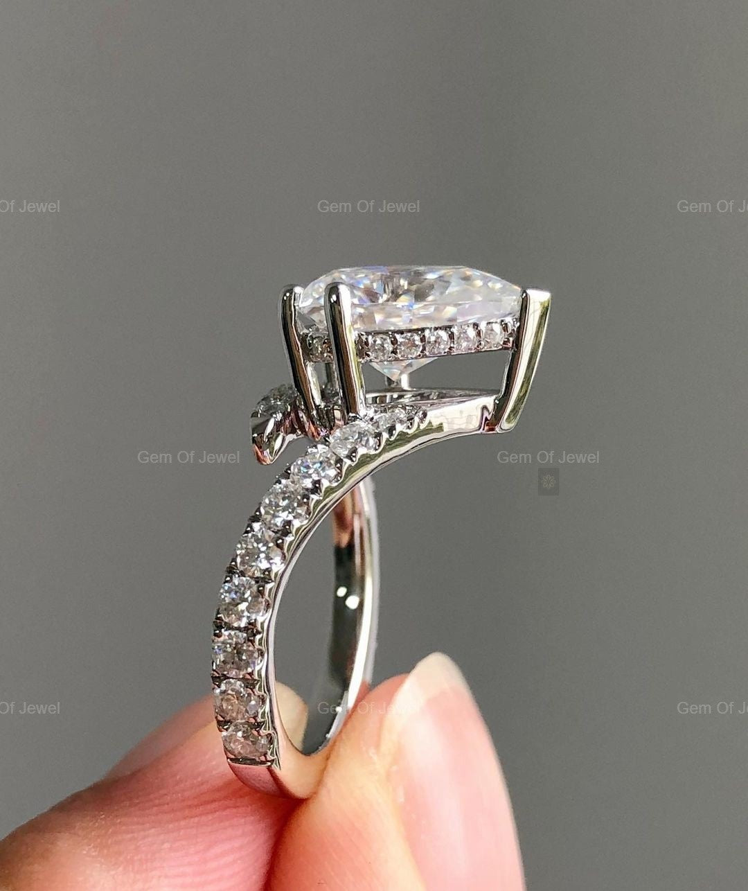 Pear Moissanite Diamond 1.5CT With Unique Setting Diamond Engagement Ring, Pear Moissanite Engagement Ring, Pear Basket Setting Unique Ring