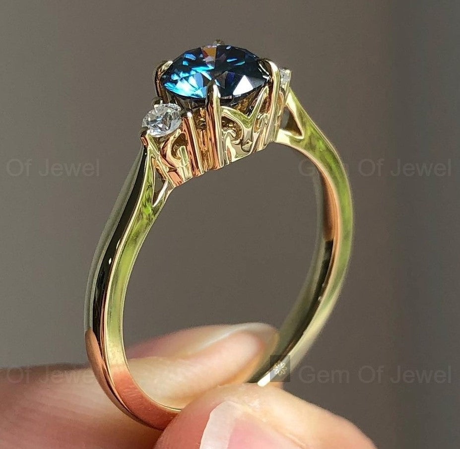 Round Blue Moissanite Diamond Ring, Dark Blue Moissanite Diamond Round Cut Three Stone Ring, Blue Moissanite Three Stone Diamond Ring