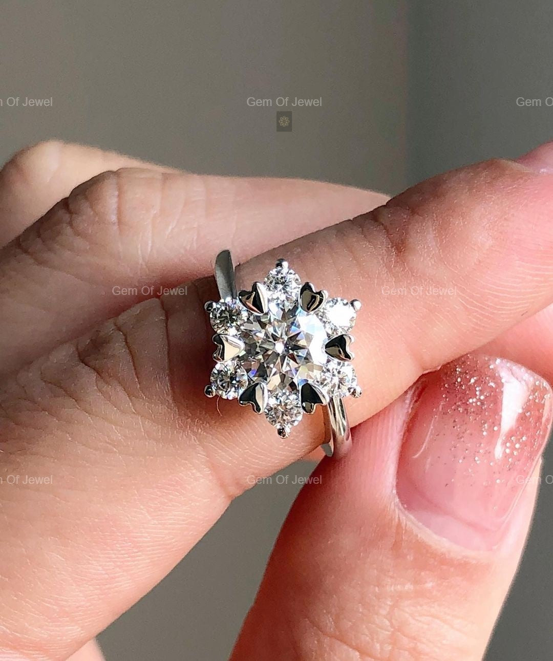 Round Moissanite Diamond Diamond With Flower Design And Heart Prong, Round Moissanite Engagement Ring For Her, Round Moissanite Ring