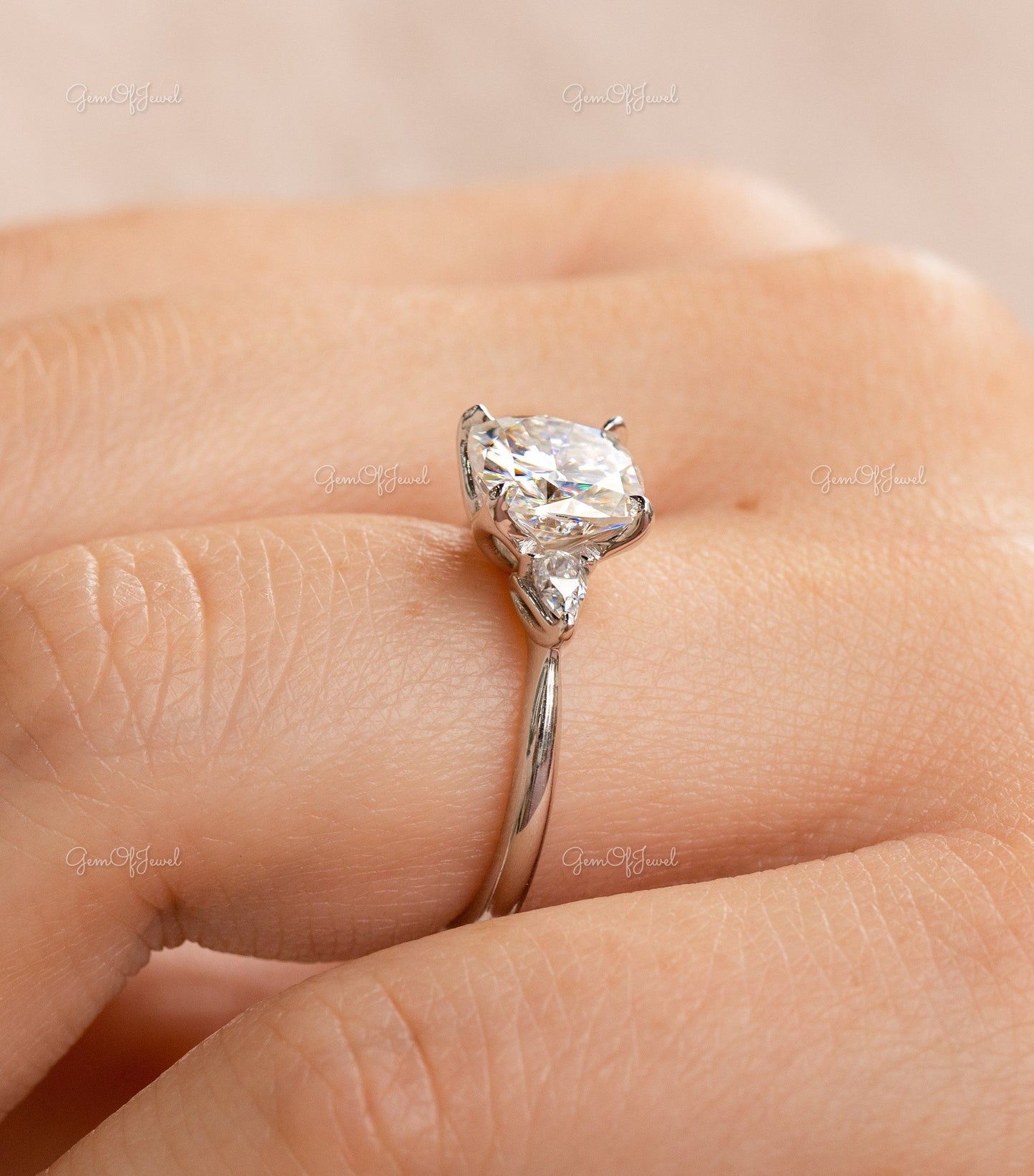 Cushion Cut Moissanite Diamond With Pear Moissanite Three Stone Gold Ring For Wedding Ring , Cushion Moissanite Diamond Ring For Her