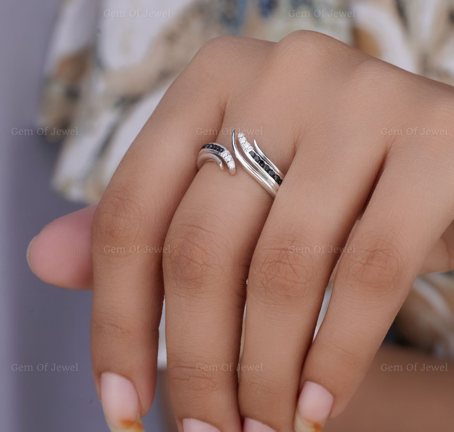 Split Band Crossover Band Moissanite Diamond Ring, Black Moissanite Diamond Ring , Round Moissanite Diamond Ring For Her, Black Diamond Ring