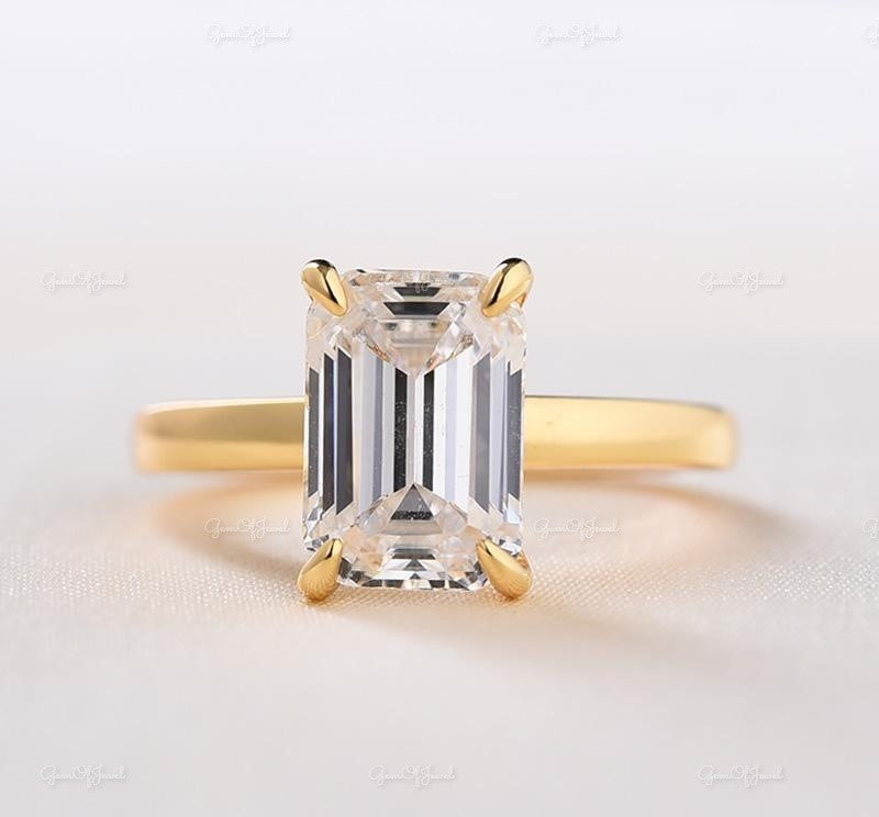 Emerald Cut Moissanite Diamond 3.5 CT Emerald Diamond Solitaire Gold Ring Gift For Her, Emerald Moissanite Diamond Engagement Ring For Her