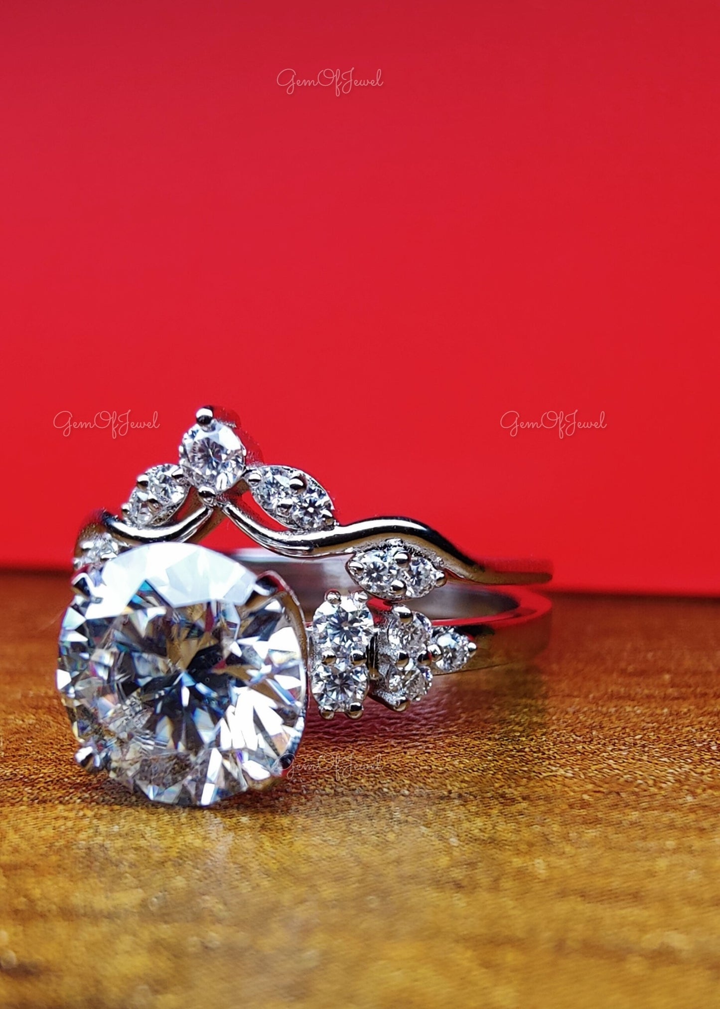 Round Diamond Moissanite Ring With Curved Diamond Band, Bridal set For Her, Round Cut Wedding Ring Bridal Set, Diamond Bridal Matching Set