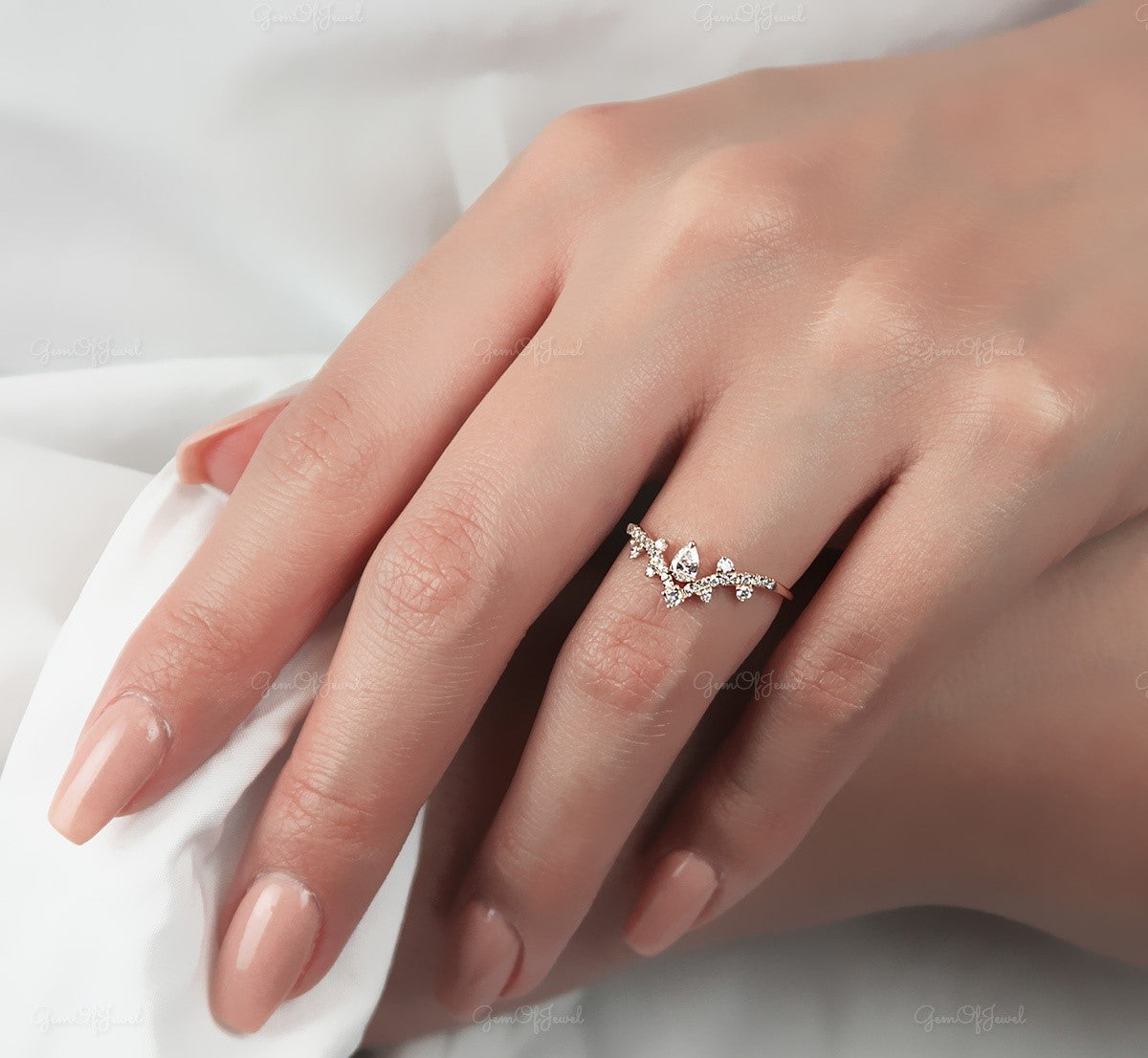 Pear Moissanite Diamond Wedding Band, Pear Band, Wedding band For Her , Pear Moissanite With Round Moissanite Diamond Band For Her