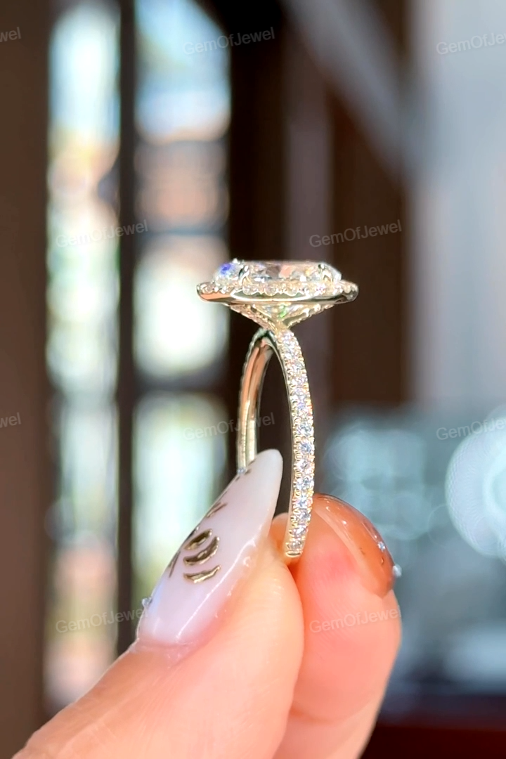 Oval Moissanite Diamond Engagement Ring with Halo & Diamonds On Prong Set, Oval Moissanite 2.5CT Diamond Halo Ring, Oval Cut Moissanite Ring