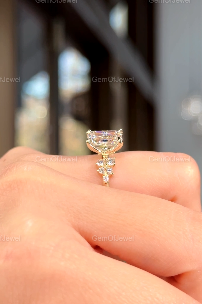 3CT Emerald Diamond Moissanite Ring With Side Round Moissanite Diamond, 3CT Diamond Ring For Her, Cluster Setting Ring, 3CT Emerald Ring