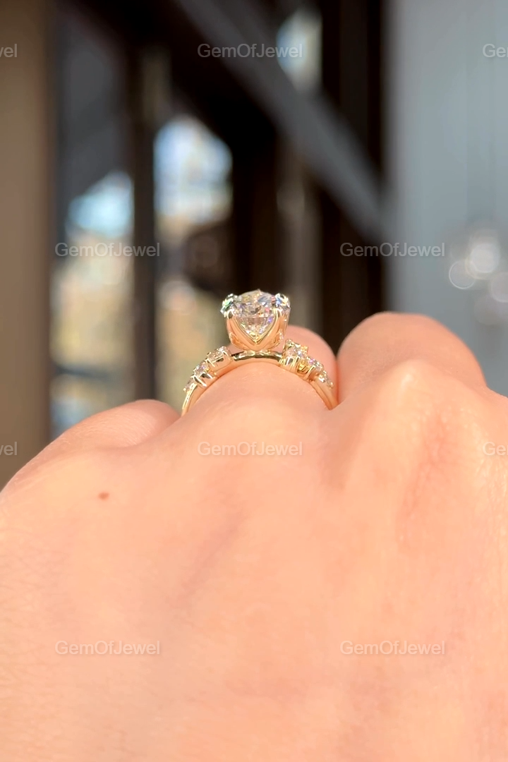 3CT Pear Diamond Moissanite Ring With Side Round Moissanite Diamond, 3CT Diamond Ring For Her, Cluster Setting Ring, 3CT Pear Diamond Ring