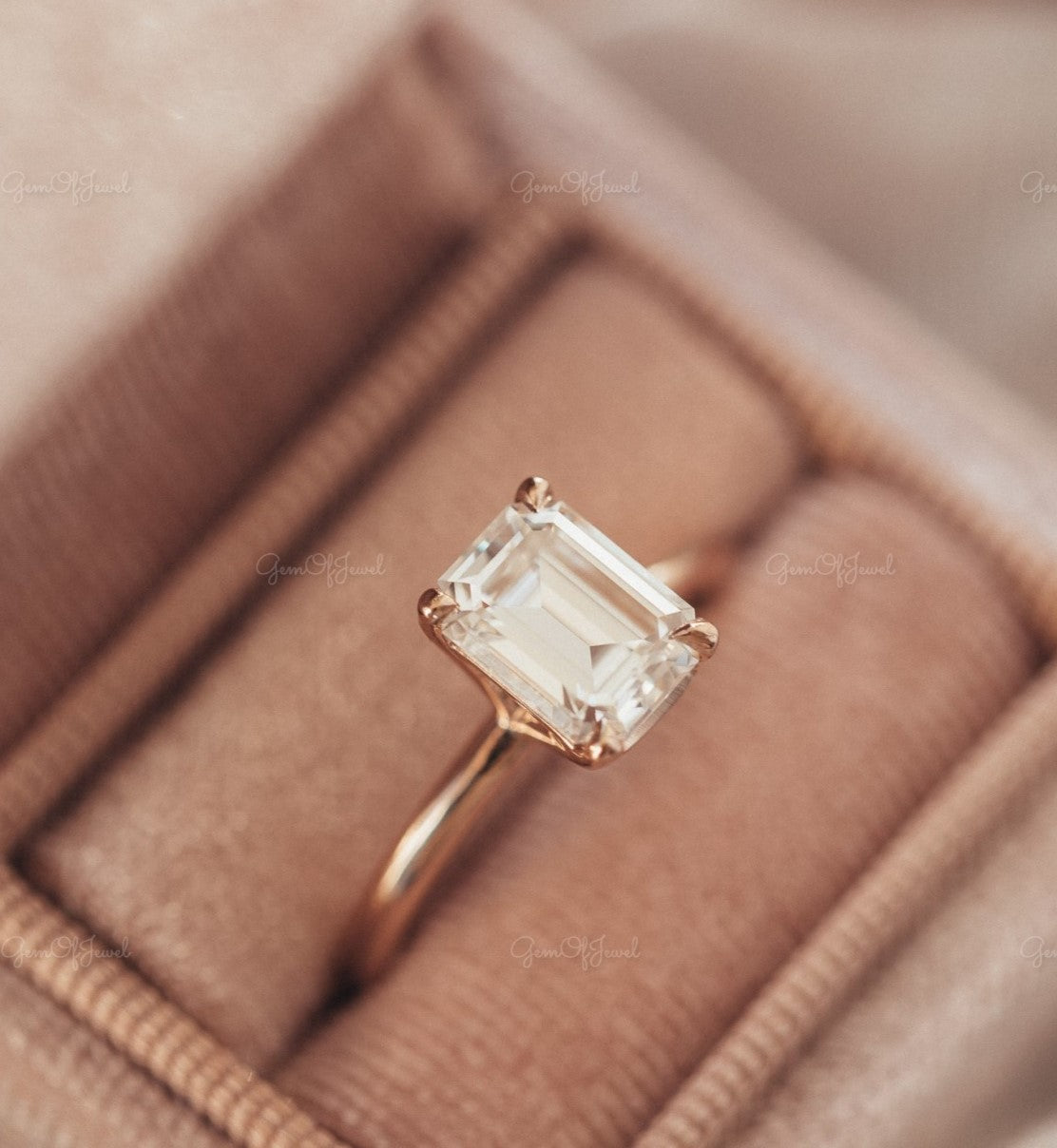 2CT Emerald Moissanite Engagement Ring , Solitaire Emerald Moissanite Engagement Ring, Emerald Diamond Ring