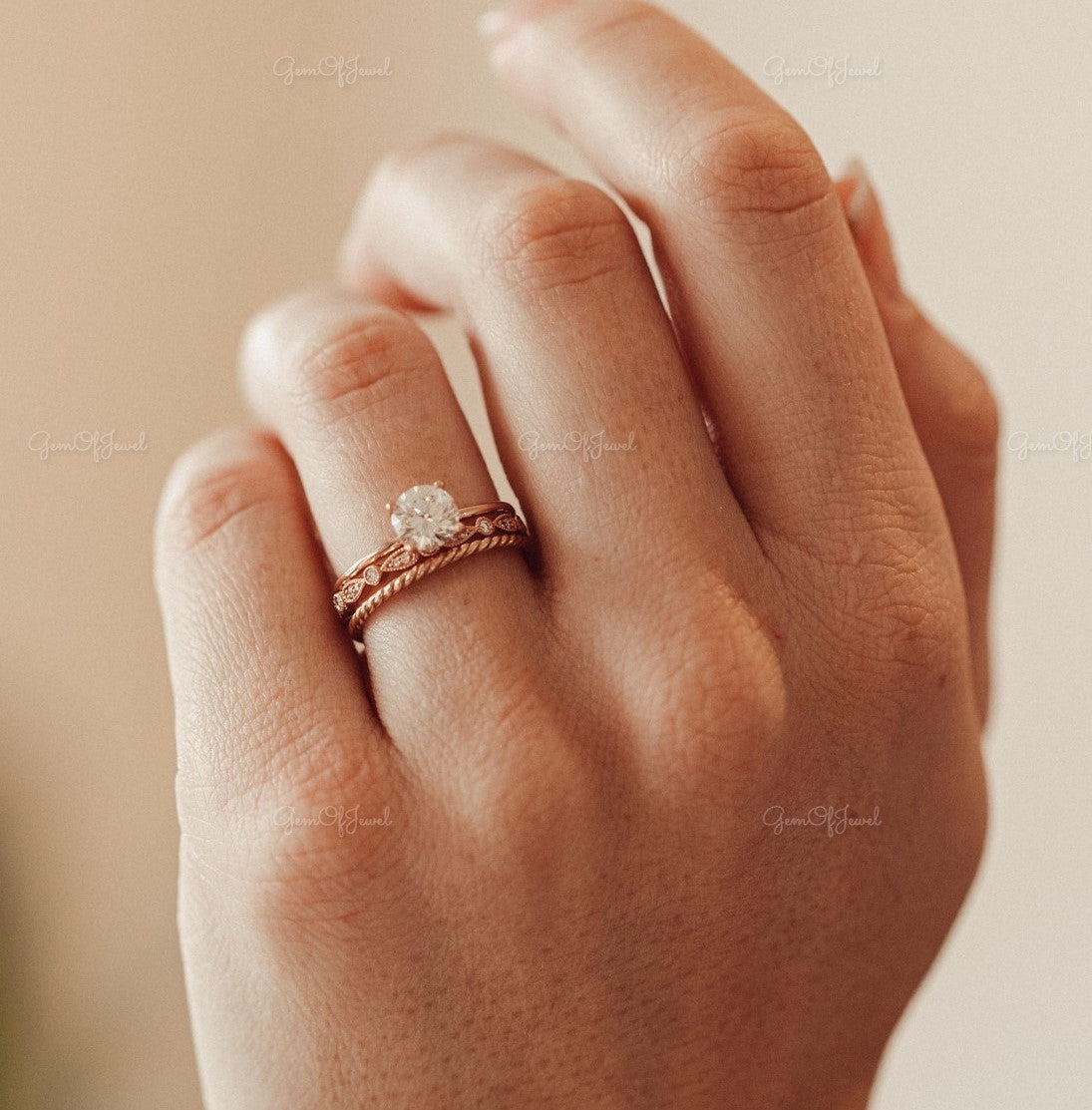 Round Diamond Moissanite 2CT Solitaire Moissanite Diamond Engagement Ring Four Prong Ring For Her