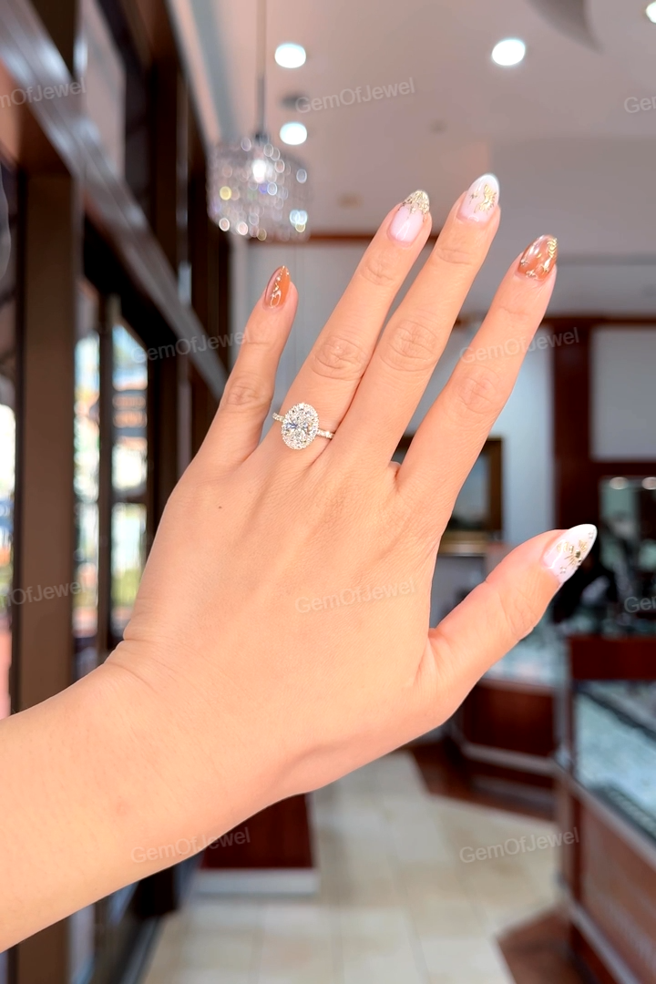 Oval Moissanite Diamond Engagement Ring with Halo & Diamonds On Prong Set, Oval Moissanite 2.5CT Diamond Halo Ring, Oval Cut Moissanite Ring