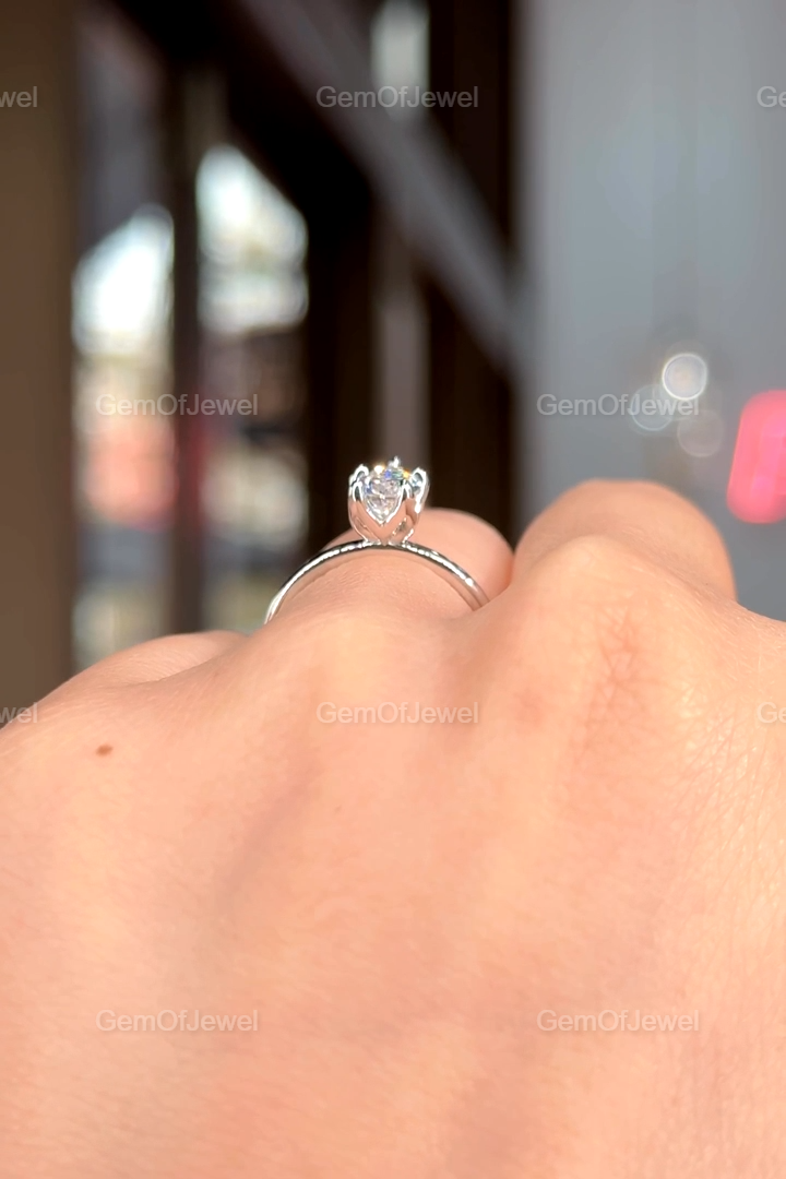 Pear Moissanite Diamond Tulip Prong Engagement Ring, Petal Prong 1CT Pear Solitaire Moissanite Ring For Her, Pear Moissanite Diamond Ring